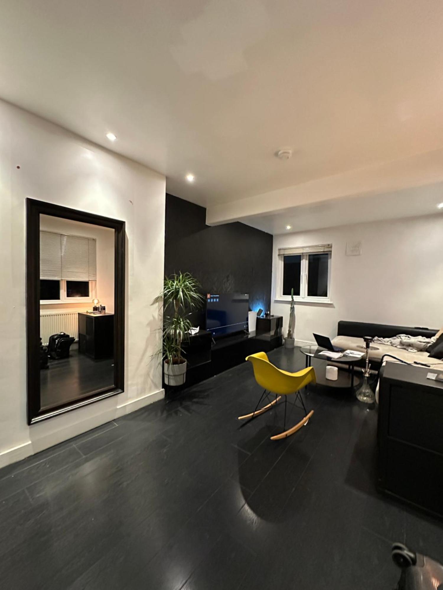 Luxury Bedroom Excel Londres Exterior foto